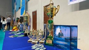 Журналистар волейбол уйнай