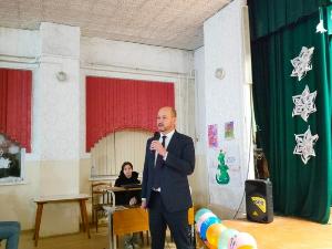 Понедельник начался с линейки