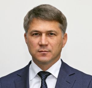 Поздравление генерального директора ГУП РБ Издательский дом «Республика Башкортостан» с Днём работников печати и информации Республики Башкортостан
