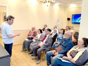 Башкирский сатирик и юморист Марсель Салимов провёл творческую встречу с читателями в Санкт-Петербурге