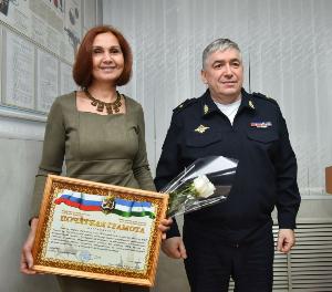 Министр внутренних дел по РБ Александр Прядко наградил корреспондентов газеты «Туймазинский вестник»